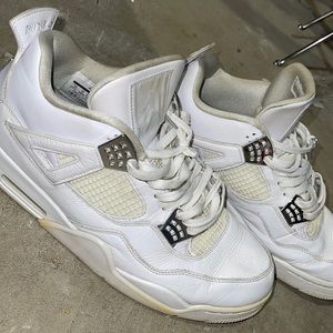 Air Jordan 4s